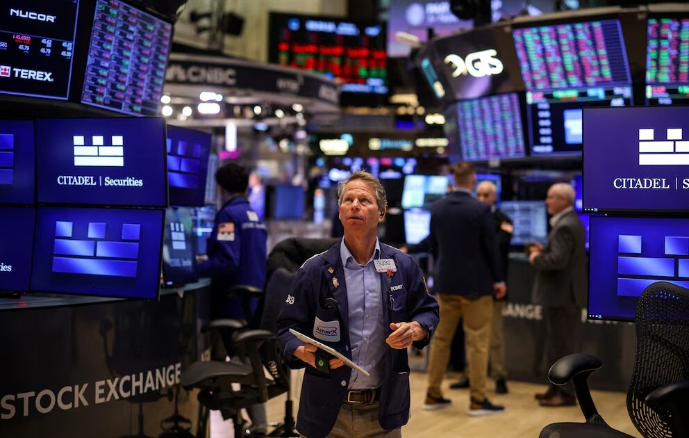 Riesgo país argentino baja y reservas récord: qué pasó en los mercados hoy