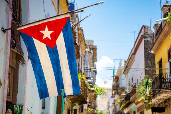 Alerta del Gobierno Argentino: recomiendan no viajar a Cuba por crisis social y temor a un bloqueo naval total de EE.UU.