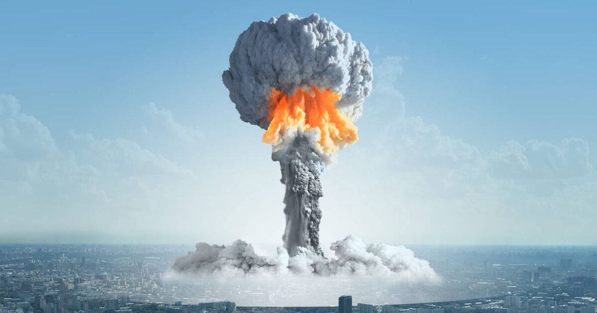 Suecia, Francia y Reino Unido debaten un posible arsenal nuclear europeo