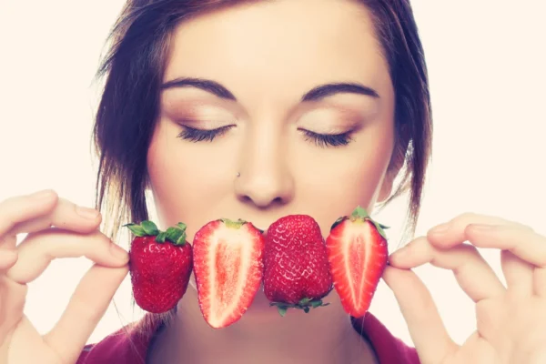 Frutas que mejoran la piel: cómo nutrir tu rostro desde adentro